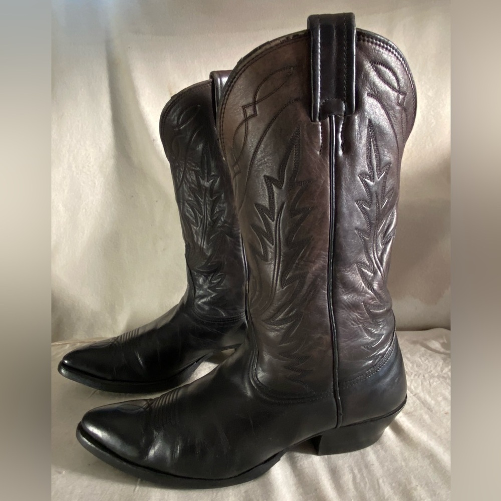 NOCONA Classic Black and Brown Western Boots Men’s Size 10 D